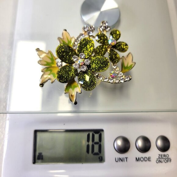 Lime Green Rhinestones Flower brooch - Picture 9 of 9